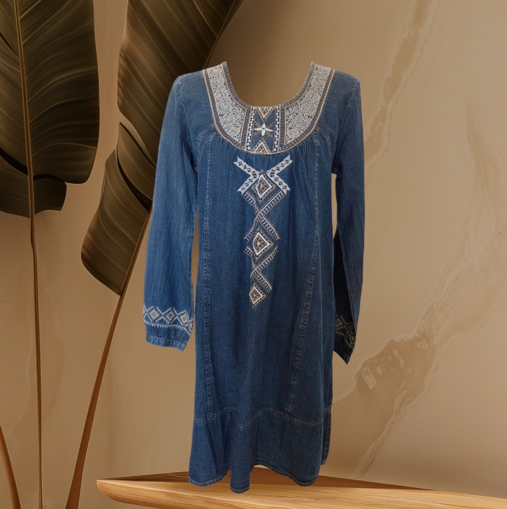 Sahalie Blue Embroidered Long Sleeve Dress